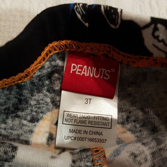 Peanuts Halloween boys or girls size 3T pajama bottoms - Picture 3 of 3